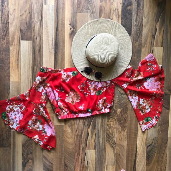 Lulus Tops - 🌴 BOGO FREE Lulus red off-the-shoulder floral top